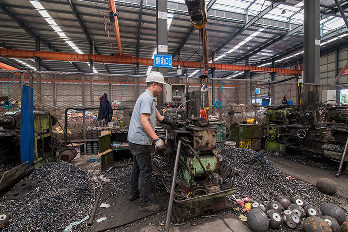 邛崃网架配件-螺栓球加工车间