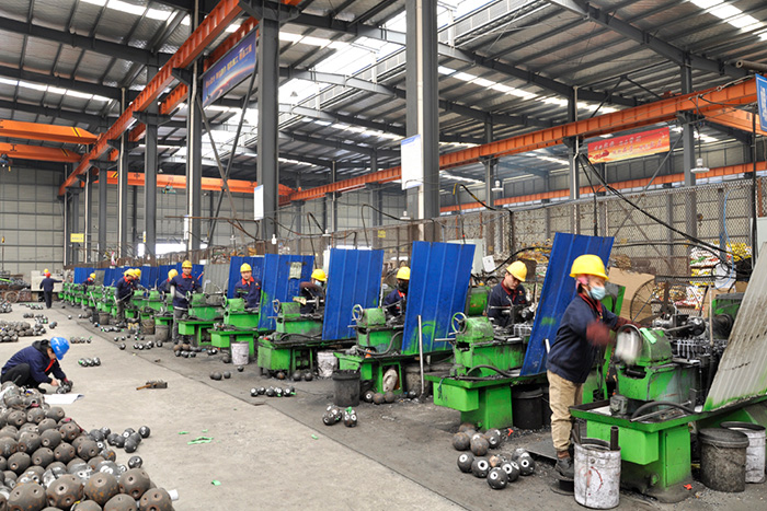 邛崃网架锥头车间